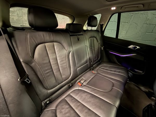211 BMW X5 3Ltr X-Drive / X Line Individual 401145034