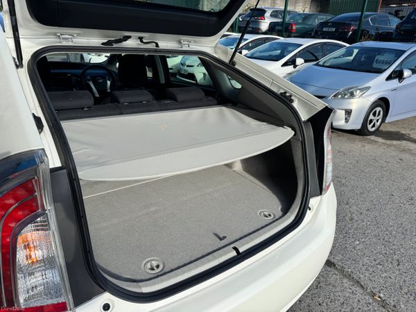 Toyota Prius 2014 401179862