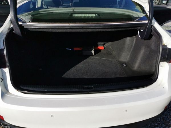 Lexus IS 2015 2.5 Hybrid 401184102