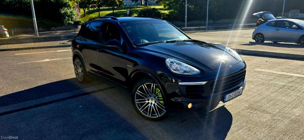 Porsche Cayenne 2017 Full service history 401119702
