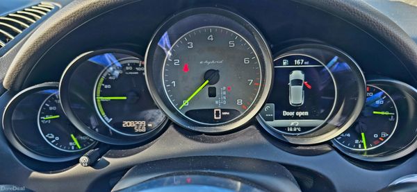 Porsche Cayenne 2017 Full service history 401119722