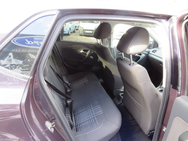 Volkswagen Polo 2015 5DR LOUNGE MODEL AUTO 401131768