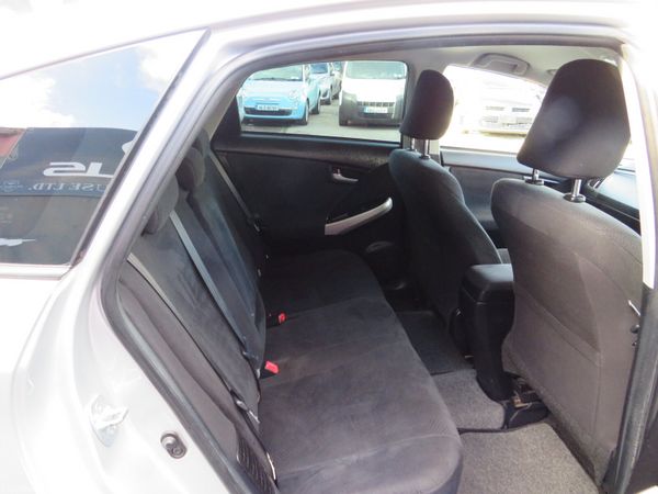 Toyota Prius 2015 HYBRID PETROL NCTD 8/27 401132018