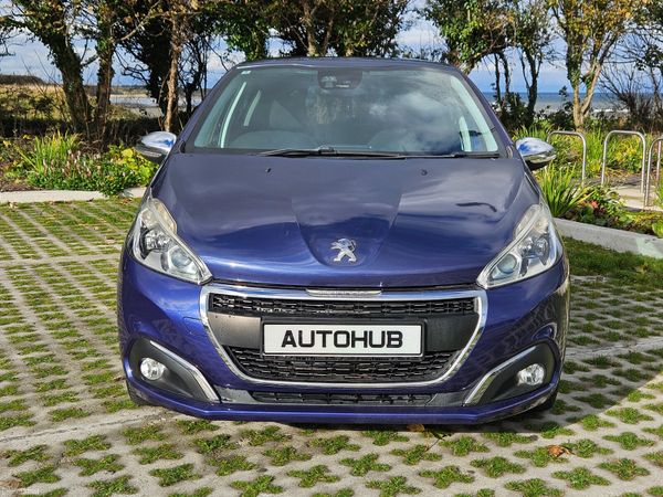 2016 Peugeot 208 Allure, 3 of 33