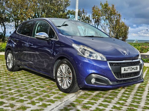 Peugeot 208 Hatchback, Petrol, 2016, Blue