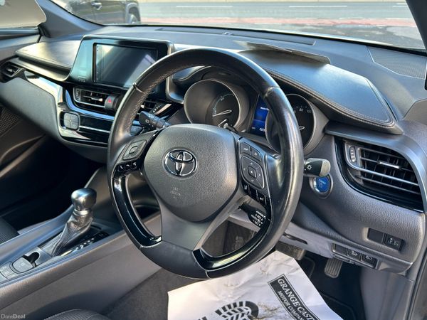 TOYOTA CHR 2017, 1.8 HYBRID AUTO LOW KMS CARPLAY 401328576