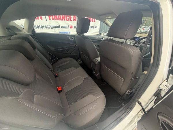 Ford fiesta **2015** 401482976