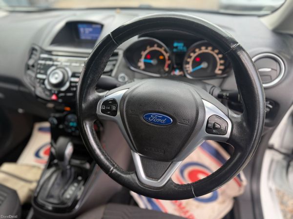 Ford fiesta **2015** 401482980