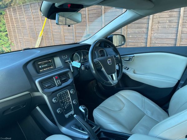 Volvo V40 2016, leather , 2.0 , new Nct 401495824