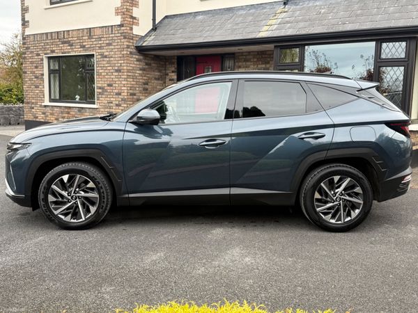 High Spec Immaculate 2022 Hyundai Tucson Executiv! 401400452