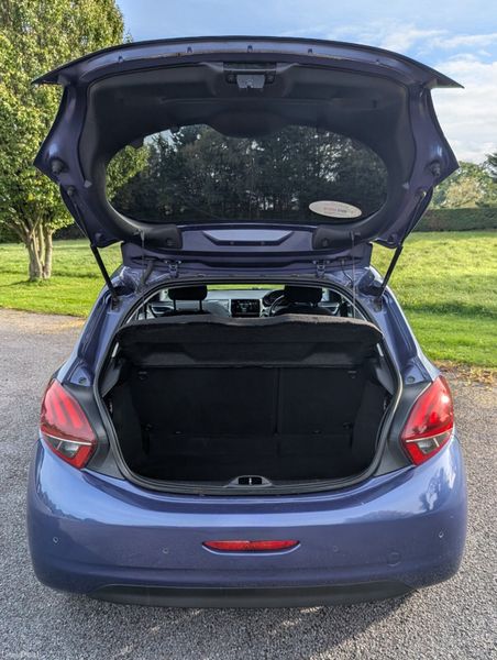 Peugeot 208 Allure / NCT & TAX 401419392