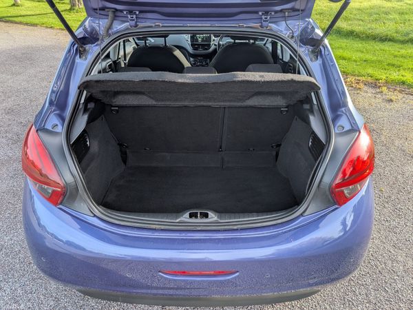 Peugeot 208 Allure / NCT & TAX 401419396