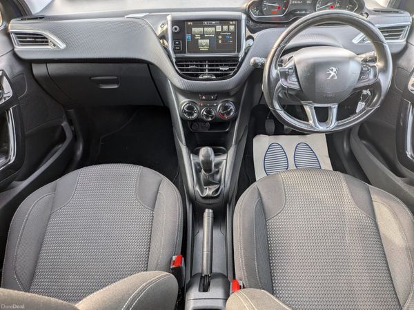 Peugeot 208 Allure / NCT & TAX 401419446