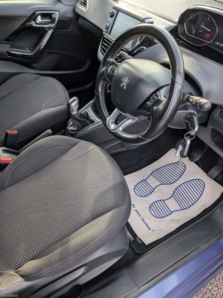 Peugeot 208 Allure / NCT & TAX 401419450