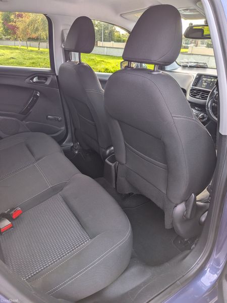 Peugeot 208 Allure / NCT & TAX 401419586
