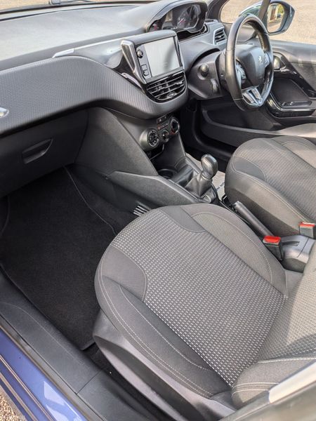 Peugeot 208 Allure / NCT & TAX 401419594