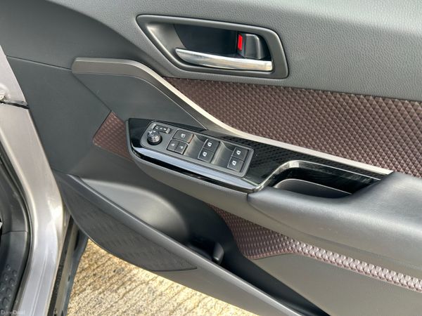 TOYOTA CHR 2019, 1.8 HYBRID AUTO LOW KM HIGH SPEC 401427078