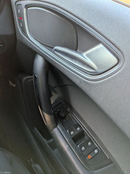 Audi A1 /Auto /Reverse camera/ New NCT & Tax 401555456