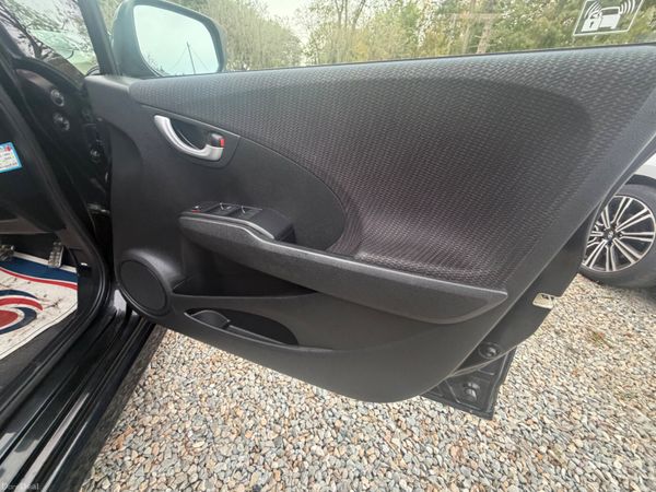 Honda Fit 2013 401570428
