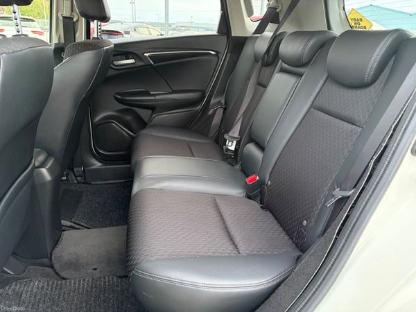 2014 Honda Fit 1.5 GP5 HYBRID AUTO NCT 09/27 401570544