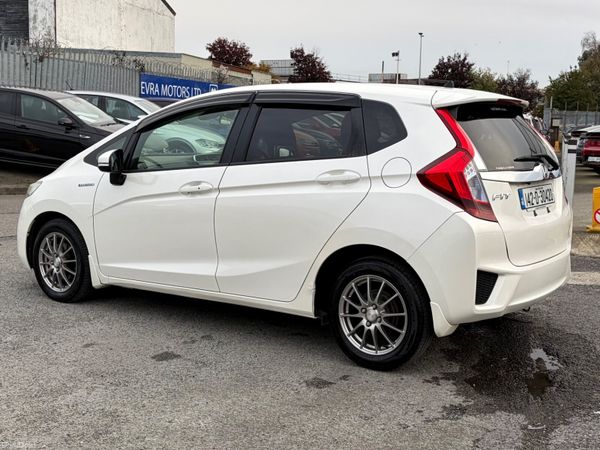 2014 Honda Fit 1.5 GP5 HYBRID AUTO NCT 09/27 401570518