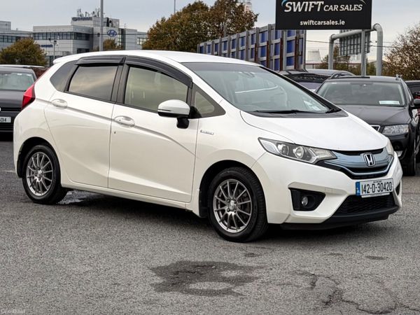 2014 Honda Fit 1.5 GP5 HYBRID AUTO NCT 09/27 401570526