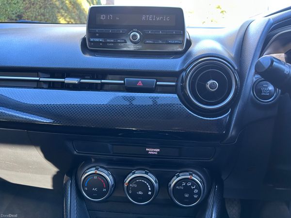 2017 Mazda 2 EXECUTIVE PETROL NCT JULY 2027 401582304