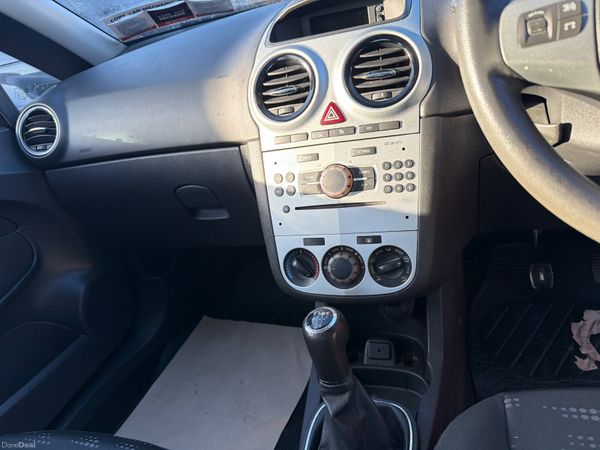 Opel Corsa 2012 401590200