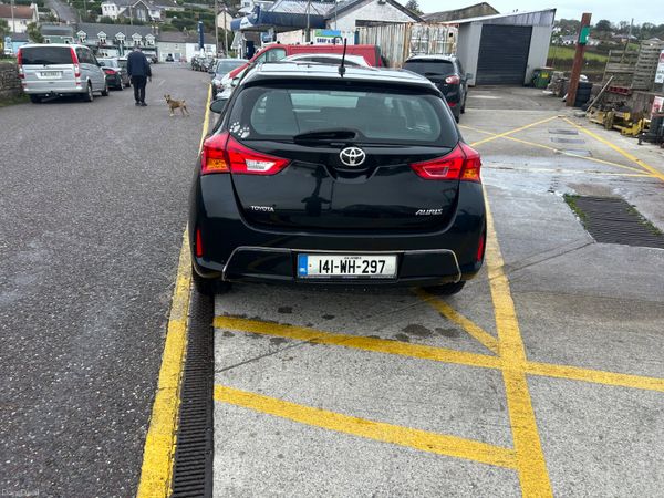 Toyota Auris 2014 401507612