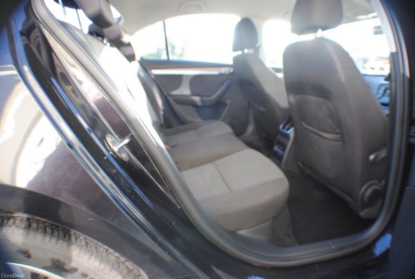 Skoda Octavia 1.6L 4DR SALOON 2016 401518132