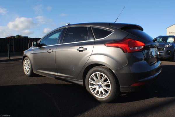 Ford Focus 1.6L 5DR H/B 2015 401518592