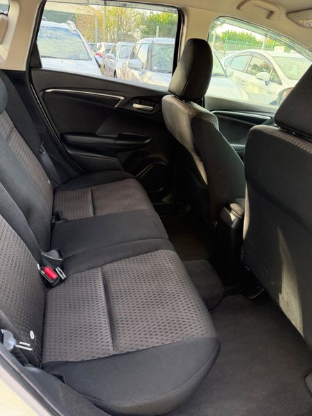 Honda fit  Hybrid Automatic 401520566