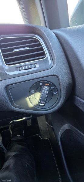 172 golf auto mk7.5. 33k km. 401670660