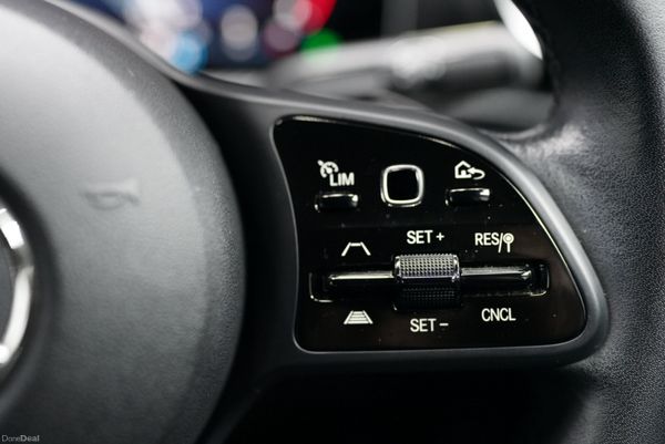 2019 MERCEDES A180 1.4 PETROL 401729546