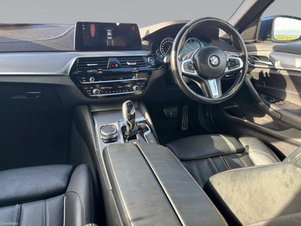 BMW 5-Series 520D M-Sport 401884286
