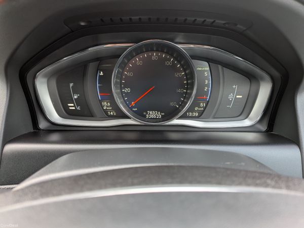 Volvo XC60 R-Design/FULL SERVICE HISTORY/NEW NCT 401960656