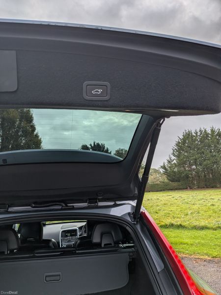 Volvo XC60 R-Design/FULL SERVICE HISTORY/NEW NCT 401960614