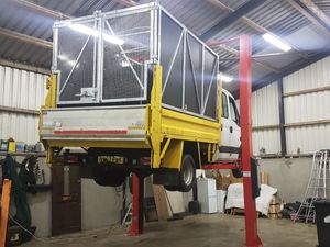 Taranto 4.2Ton  Clear Floor Lift - Image 3