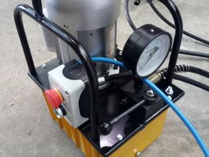 Electric Pipe Bender - Image 2