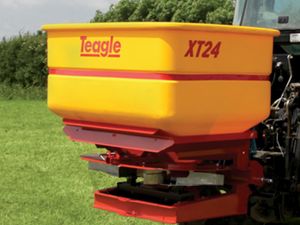 Teagle XT24 Fertiliser Spreader - Image 4