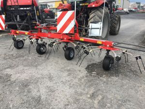 New Massey Ferguson 4 rotor tedders - Image 4