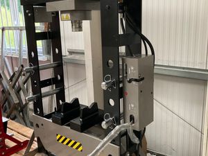 Hydraulic Shop Press 100Ton  Heavy Duty - Image 2