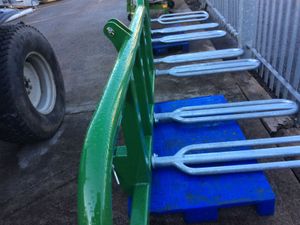 Cashels round  bale handlers - Image 4