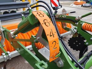New Amazone Cenio 3 meter mounted cultivator in S - Image 2