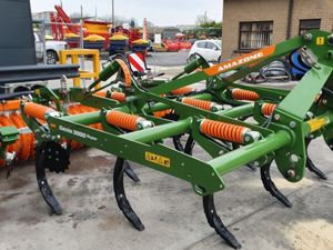 New Amazone Cenio 3 meter mounted cultivator in S - Image 3