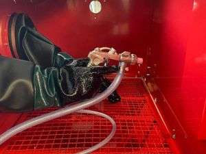 PACINI Sand Blasting Cabinet - Image 3