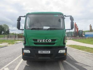 IVECO 18 TON FASSI CRANE - Image 2