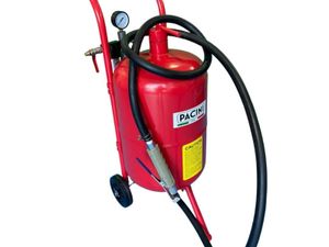 PACINI 10 Gallon Sandblasting Pots - Image 3