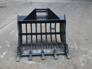 2.5T-3.5T // Riddle Bucket for Excavator // 3ft - Image 3