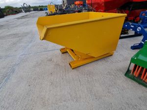 Tipping skips 750L, 1250L, 1750L SALE! - Image 2